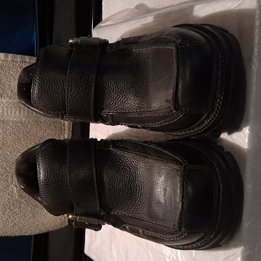Motorcycle shoes
